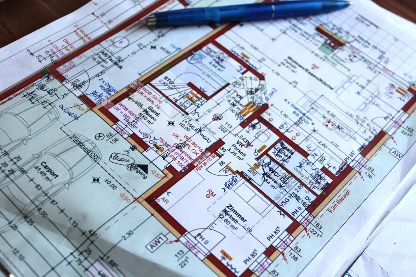 Detaillierter Elektroplan eines Wohnhauses
